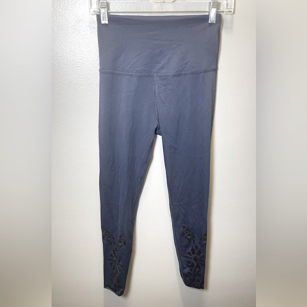 Beyond Yoga Women's Navy‎ Colico Leggings High Waisted Black Design Size Small